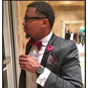 Meet your Posher, Lavaris